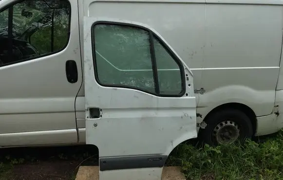 Renault Master II Front door