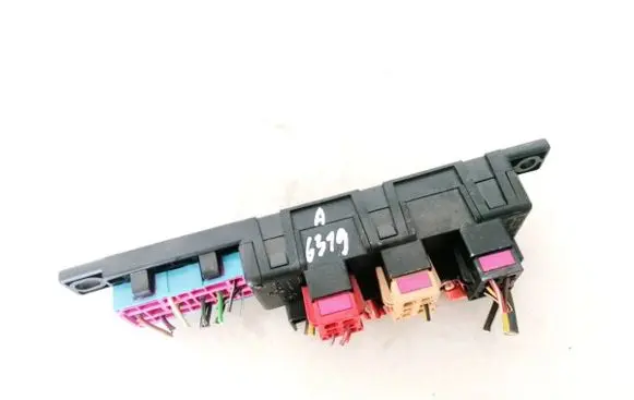 Audi A4 S4 B5 8D Fuse box set 8L0941822A 896083000