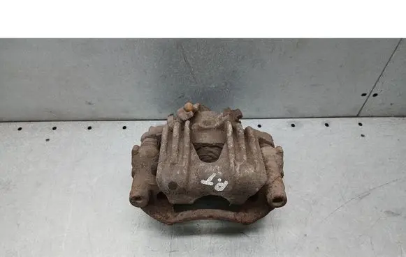Opel Zafira A Rear brake caliper 