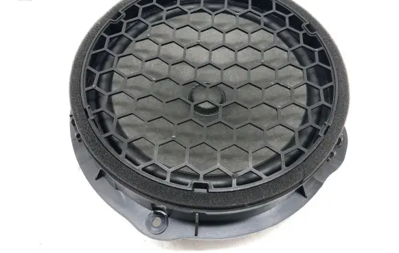 Audi A3 S3 8V Front door speaker 8V0035415