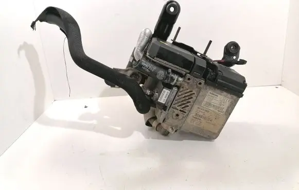 Audi A8 S8 D3 4E Auxiliary pre-heater (Webasto) 4E0815069D 4E0910105