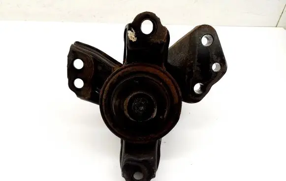 KIA Carens III Engine mount bracket 21810A4000