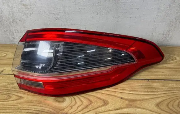 Ford S-MAX Rear/tail lights 