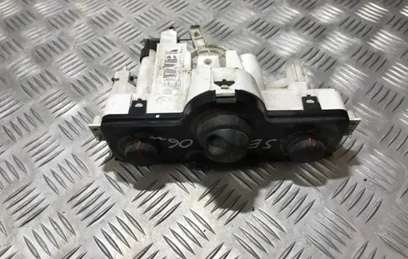 Renault Scenic II - Grand scenic II Climate control unit 1666572q