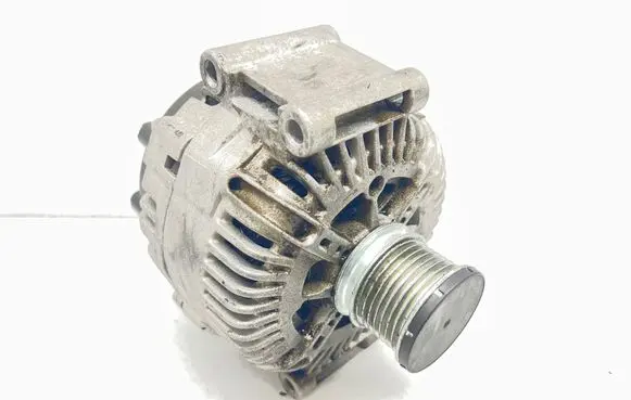 Mercedes-Benz E W211 Generator/alternator LRA02917