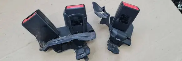 Audi A5 Sportback 8TA Middle seatbelt buckle (rear) 8K0857739AE 8K0857740AC