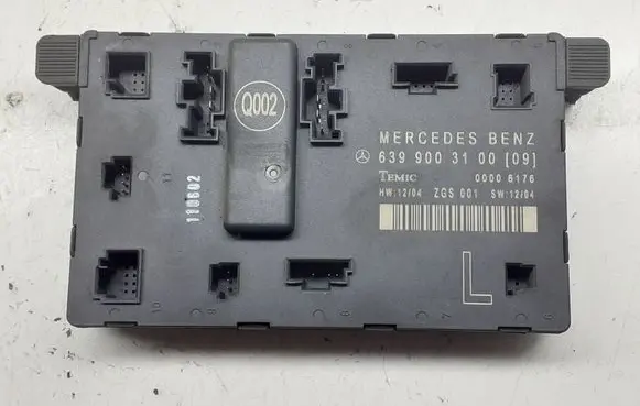 Mercedes-Benz Vito Viano W639 Door control unit/module 6399003100