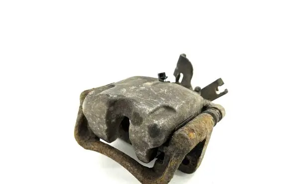 Opel Insignia A Rear brake caliper