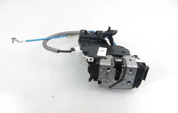 Mercedes-Benz CLA C117 X117 W117 Rear door lock 2047302835