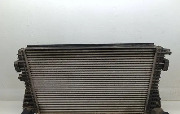 Volkswagen Golf V Intercooler radiator 1K0121345E