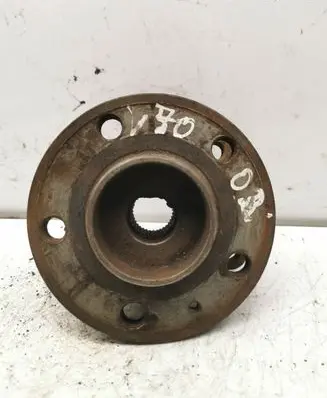 Volvo V70 Front wheel bearing hub 