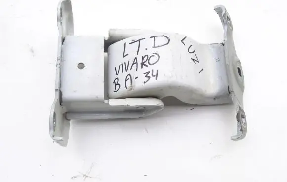 Opel Vivaro Rear door lower hinge 904108626R