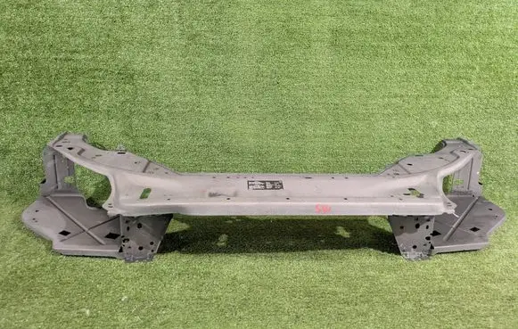 Volvo V70 Radiator support slam panel 