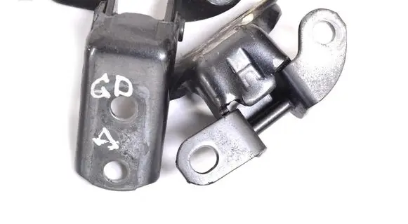 Toyota Land Cruiser (BJ70) Rear door upper hinge 