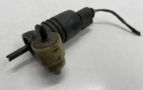 Skoda Octavia Mk3 (5E) Windscreen/windshield washer pump 1T0955651A