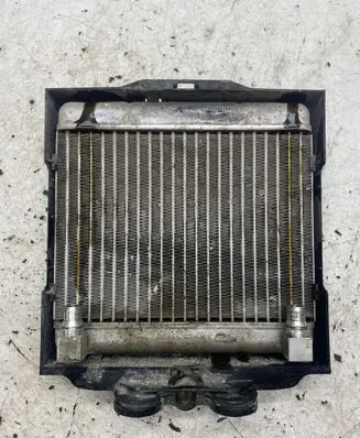 BMW 6 F12 F13 Engine oil radiator P8413002