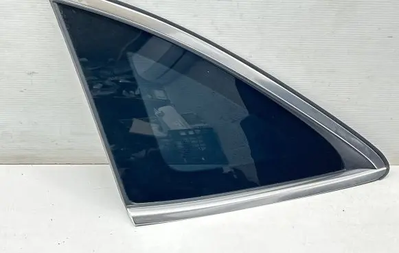 Mercedes-Benz EQC Rear side window 43R00048 E000255 DOT24M187AS2
