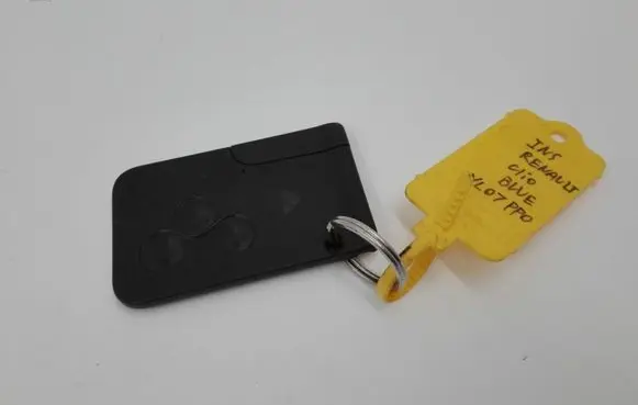 Renault Clio III Ignition key/card 