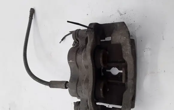 Renault Mascott Rear brake caliper 5001867384