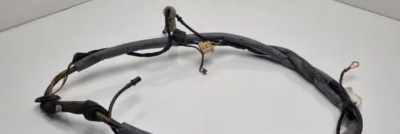 Volkswagen Polo III 6N 6N2 6NF Tailgate/trunk wiring harness 6N0971145J 6N09556639