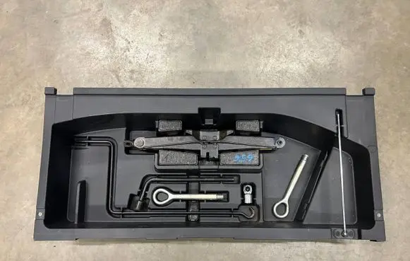 Lexus RX 300 Tool set 6499148010
