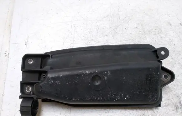 Vacuum air tank