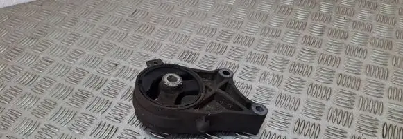 Engine mount bracket
