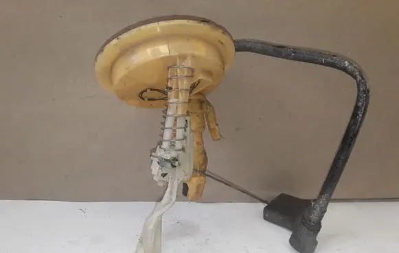 BMW 7 E65 E66 In-tank fuel pump 7183793