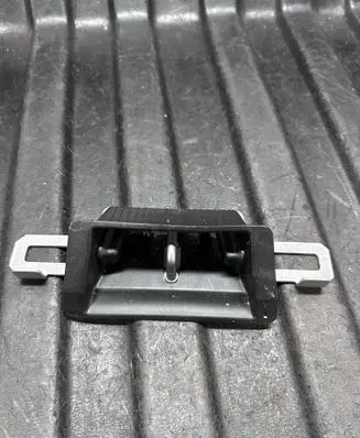 Volvo S90, V90 Loading door lock loop/hook striker 39832521 180725