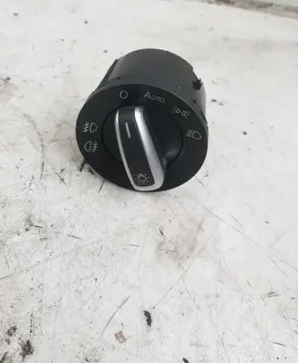 Volkswagen Golf VI Light switch 3C8941431A