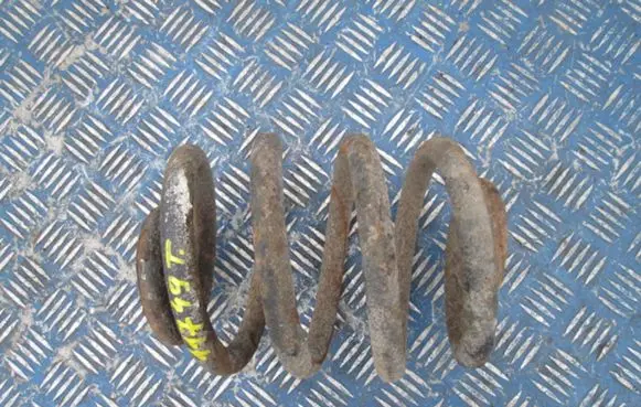Volkswagen Transporter - Caravelle T4 Rear coil spring
