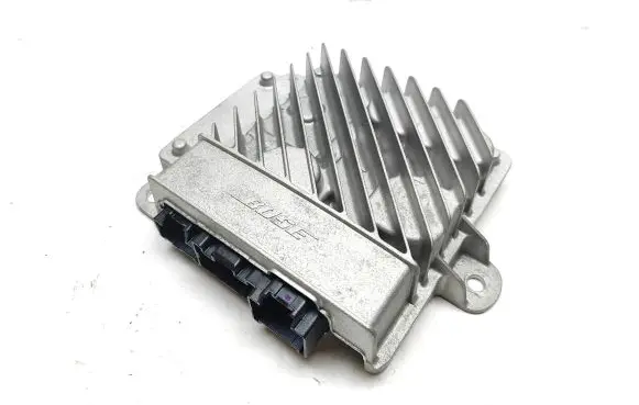 Renault Kadjar Sound amplifier 280637233R 7159240010 715923001003584