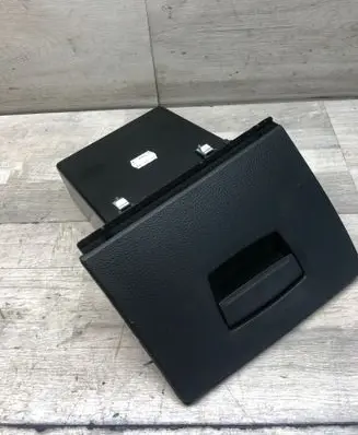 BMW 5 F10 F11 Glove box 9166696 112420