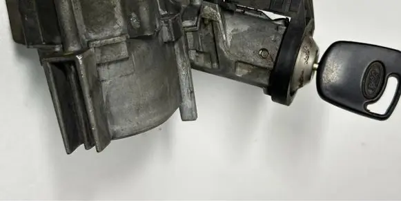 Ford Transit Ignition lock C0682