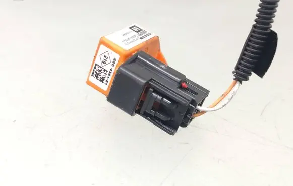 Renault Espace - Grand espace IV Airbag deployment crash/impact sensor 91166484 8200012555A 8200012555