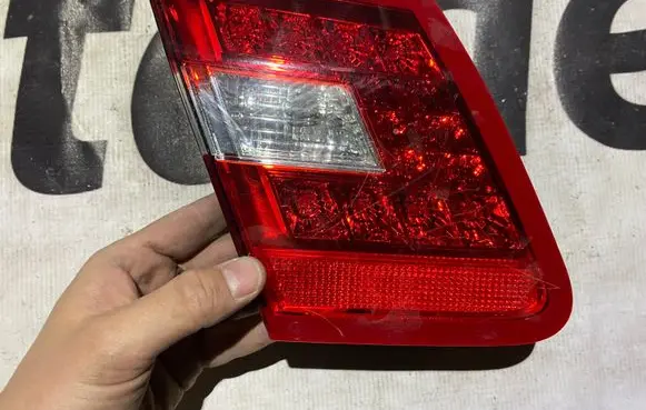Mercedes-Benz E W212 Tailgate rear/tail lights A2128200764 2128200764