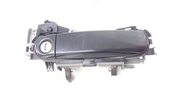 Audi A3 S3 A3 Sportback 8P Front door exterior handle