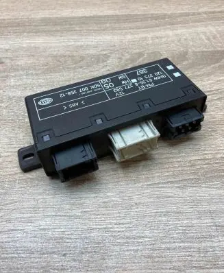 BMW 5 E39 Door control unit/module 8377593 5DK007358