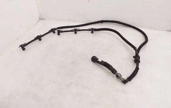 Volkswagen Amarok Fuel return line/hose 