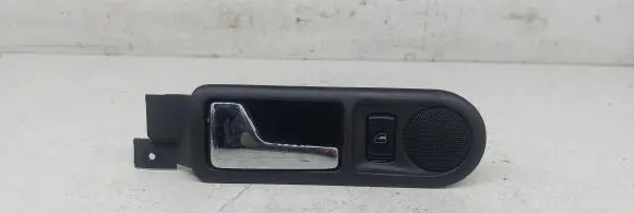 Volkswagen PASSAT B5 Rear door interior handle trim 3B0839113