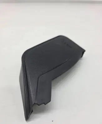 Rear/tail light trim molding