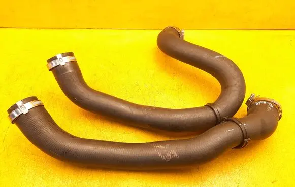 Citroen Berlingo Intercooler hose/pipe 9820100680