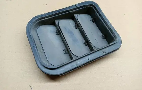 Skoda Superb B6 (3T) Quarter panel pressure vent 3T0819465