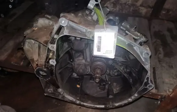 Peugeot Partner Manual 6 speed gearbox