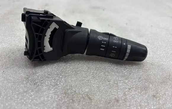 Nissan X-Trail T30 Wiper control stalk 252608H9055118