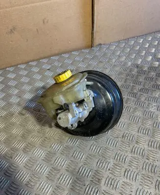 Audi A6 S6 C5 4B Brake booster 4B3612105A