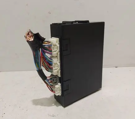 Mazda 3 II Door central lock control unit/module BBM2675DZG 2009DJ103 10E3D1