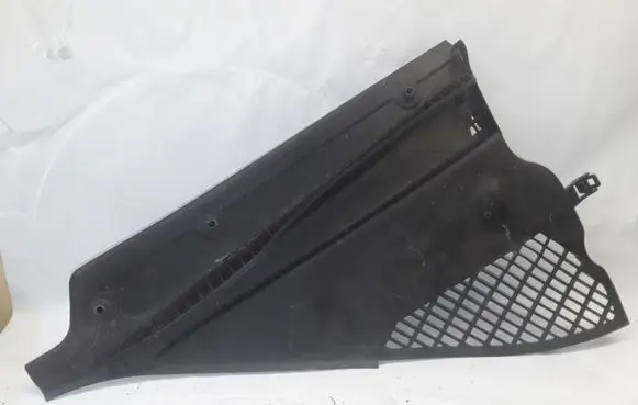 BMW 2 F22 F23 Windshield trim 64319206484 19074610 602122