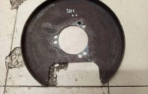 Opel Insignia A Rear brake disc plate dust cover 