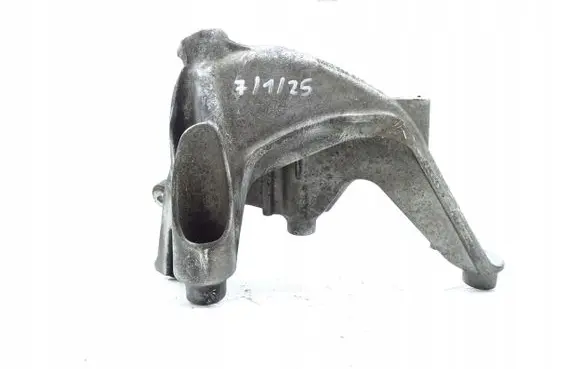 Audi A4 S4 B9 Engine mounting bracket 4M0199307AD